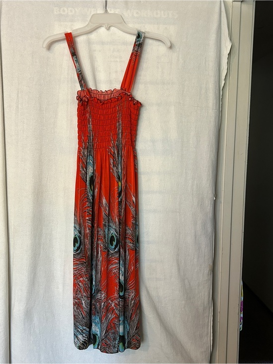Dresses & Skirts - Red Peacock-Print Smocked Maxi 👗